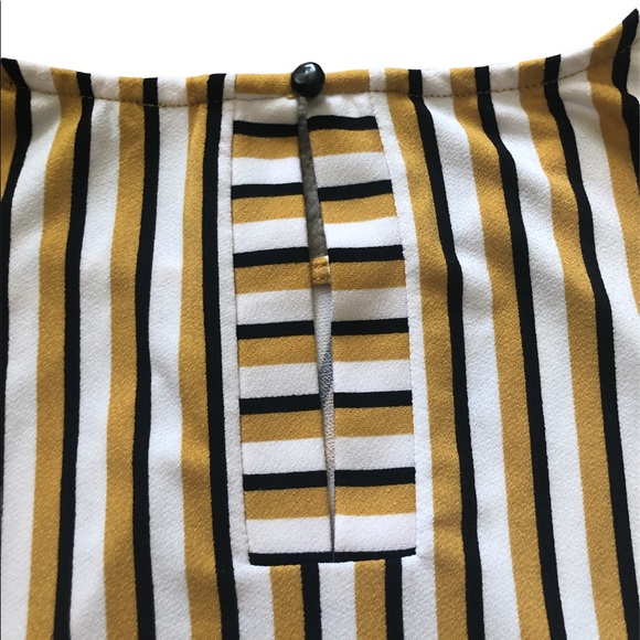 Black Yellow and White Adrianna Papell Blouse - Picture 3 of 5